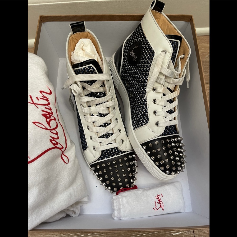 CHRISTIAN LOUBOUTIN  Men’s shoes.